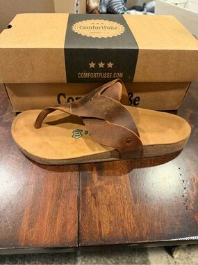 Comfortfusse Women’s Silvia Tan Leather Thong Slide Sandals Size 9 M US